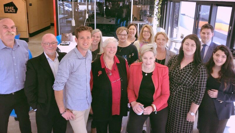 JaneOmalley66's tweet photo. Got to talk healthy soils, #REIPeel, State NRM partnerships, innovation & more with @AlannahMac today. Swear her eyes lit up @ dungbeetles! https://t.co/65gV5qxIyi