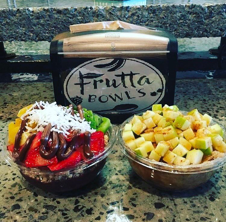 FruttaTomsRiver's tweet photo. Not a bad way to enjoy a rainy day ☔️   #fruttabowlstomsriver #fruttabowls #comingsoon2017 https://t.co/Q3mDTa13GK
