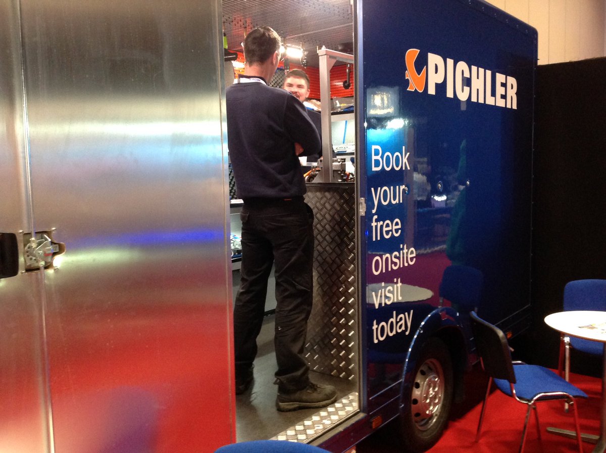 PichlerToolsLtd's tweet photo. Lots of visitors to our new demo truck @MECHANEXShow @RicohArena https://t.co/H2fGsTyaIO