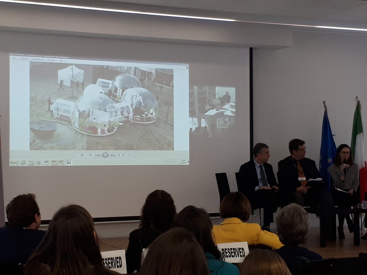 Vin_Lep's tweet photo. #riccregions workshop during #euregionsweek : @creativewal on the European map with its holistic CCI strategy #wecd #creadis3 https://t.co/BfNlYiB6O8