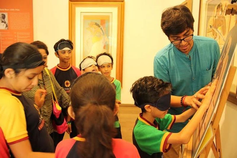 EdgyMinds's tweet photo. This #Indian architect is making art accessible for the visually impaired
https://t.co/dfJAV8foxw
#tangibleart #art #painting #heritage https://t.co/5ZiJEv36cl