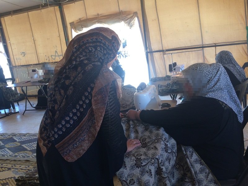 NGO_JEN_MEast's tweet photo. The Women Community Support Group organized by JEN is sewing cushion &amp; mattress cover for themselves &amp; for vulnerable families @ZaatariCamp https://t.co/0nk9VW2w1k