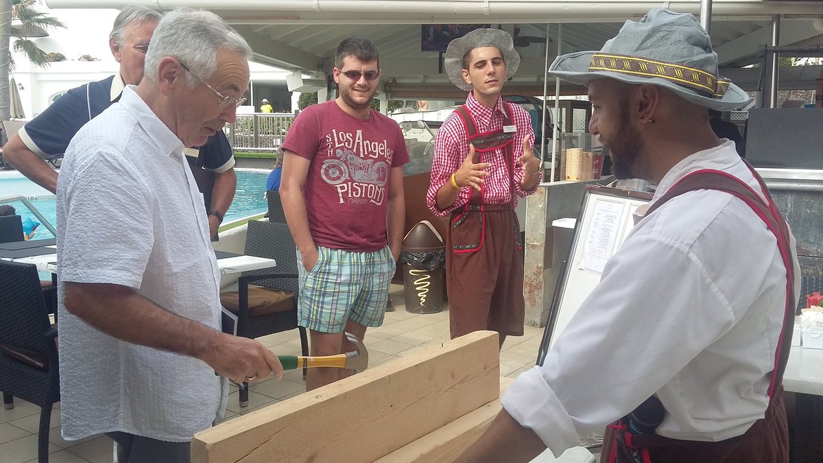 EliseDRI tweet media