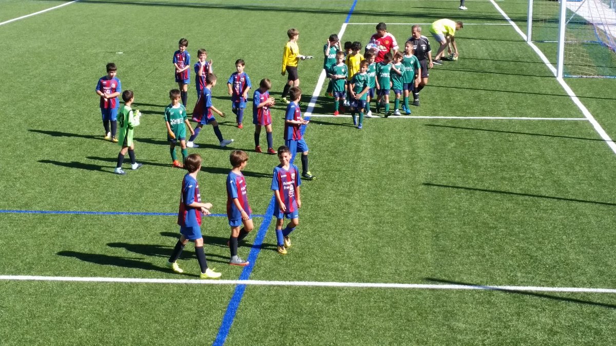 SantaCruzCF1941's tweet photo. Gran comienzo para los benjamines!! 
Santa Cruz 7 - 2 San Tirso C 
#SantaBenjamín 
#SantaConmigo https://t.co/yo7oKf6AKr
