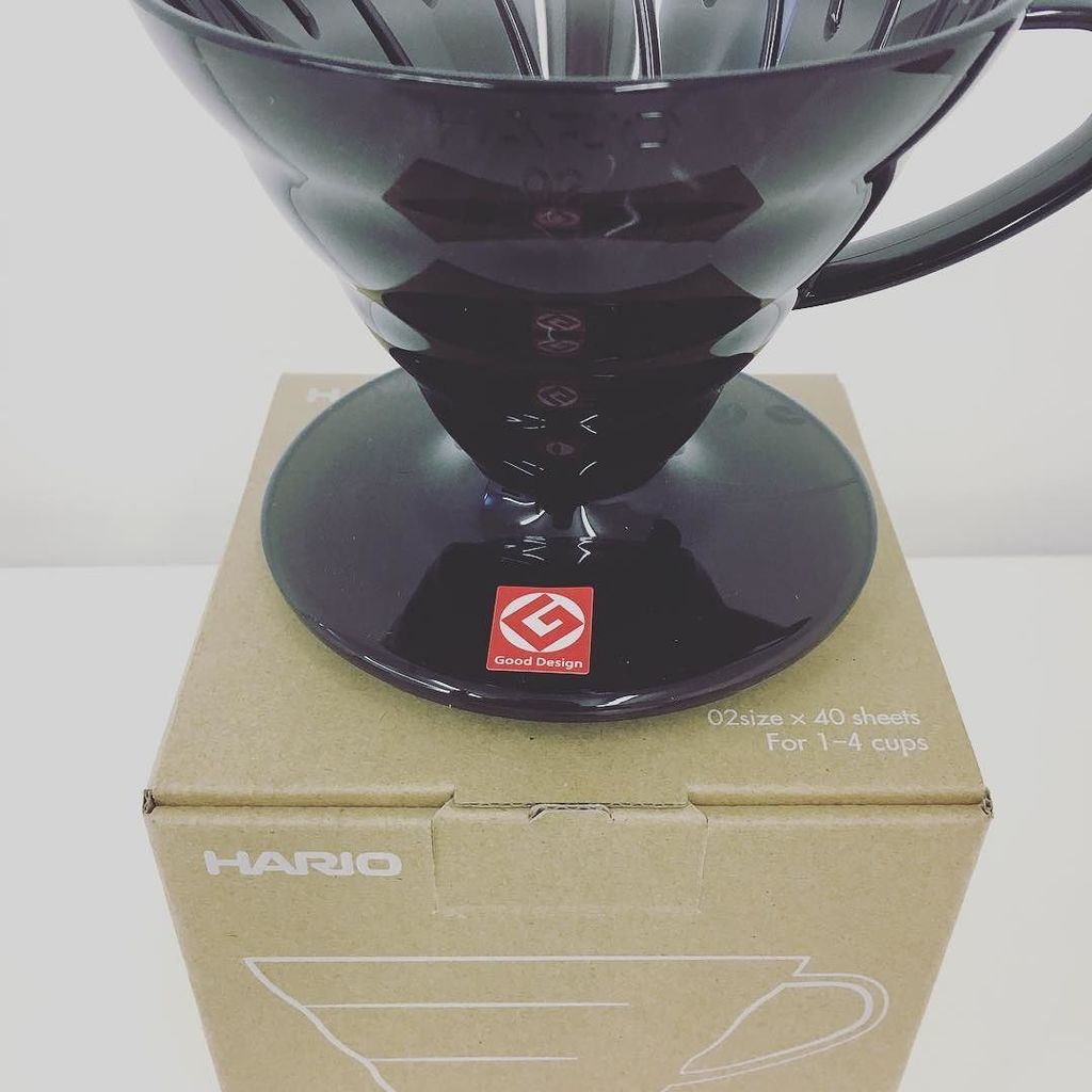 MachinaCoffee's tweet photo. Very sexy @hariouk black V60's just in! In both cafes from Fri!
.
.
.
#v60 #v60dripper #hario #filter #coffeegram … https://t.co/IrOwbWyJSp https://t.co/8WbMNq1AVc