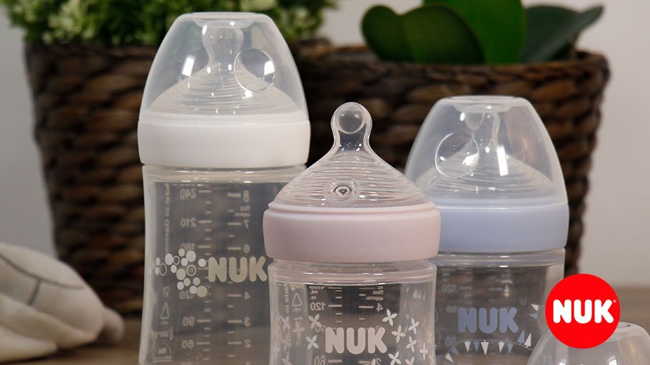 BebesNuk's tweet photo. La zona superior extrasuave de la #tetina #NatureSense se adapta al paladar del #bebé igual que el pezón de mamá 👶🏻 https://t.co/fgrHk3jdr5 https://t.co/3jkoU6WdjH