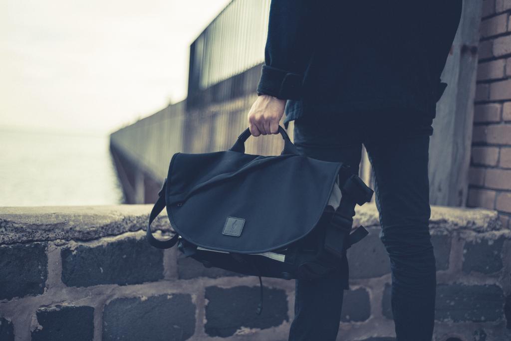thinkstations's tweet photo. .@AlpakaGear redefined #fashion & function with @autodesk CAD, designing this #P70-carrying bag. #ThinkRevolutionist https://t.co/6Q5G3ab4OW https://t.co/8CPUrOZ53L