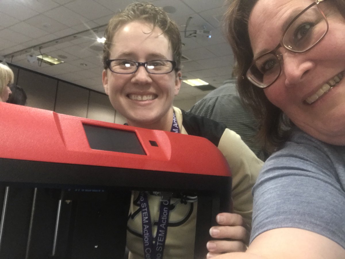 mom2twinsplus1's tweet photo. .@piccolopenni and I with our school’s new 3D printer! #3DforED #IDedchat #IDStemActionCenter https://t.co/zVFKjquVwg