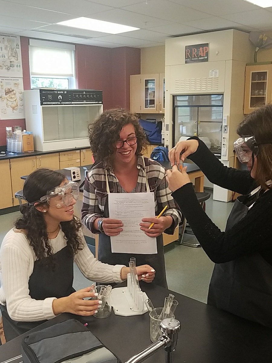 ani_8175's tweet photo. Dr. Taylor, Dr. Abby, & Dr. Christina #terryvillegeneralhospital #THS #Bergoderi #NGSS https://t.co/ZLnoQ0HLJY