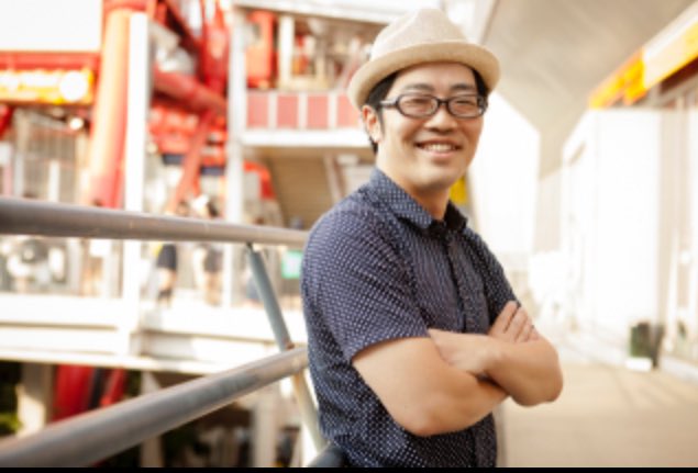 腹毛合戦山田 Twitter પર ハットにメガネ の芸人さんコレクション 今回は鈴木拓さん 濱口優さんです