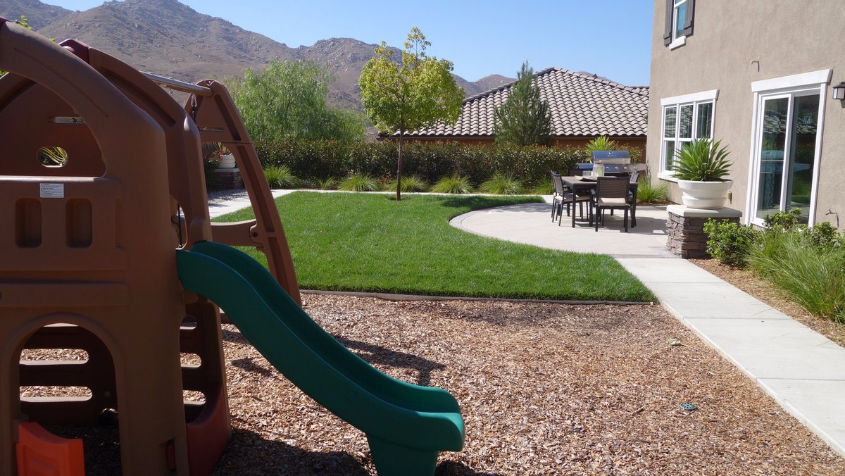 LivePlaySMR's tweet photo. Life-long memories are made in the backyard, playing after school. Now your kids can do that in your backyard at #SpringMountainRanch. https://t.co/znESI3hFcq