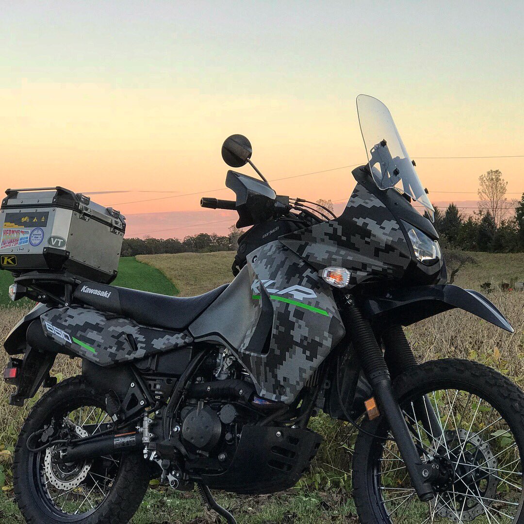 KLR type of evening. Country ride and then sunset 🌅