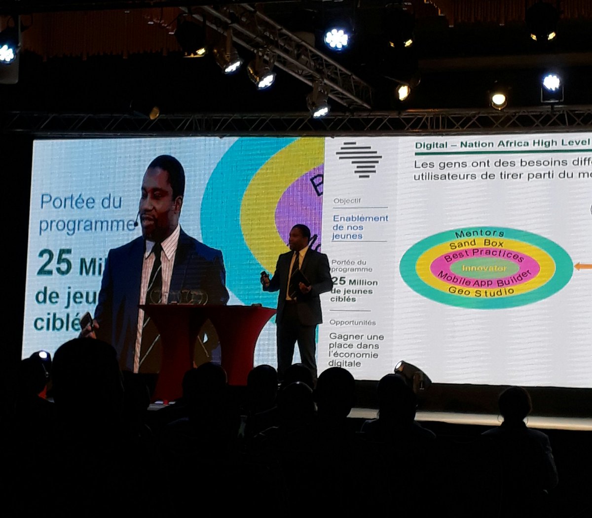 edithbrou's tweet photo. IBM annonce son programme DNA (Digital Nation Africa) pour permettre aux utilisateurs de tirer parti du monde digital #acsc2017 #BuzzyAfrica https://t.co/RSZaRQxVNY