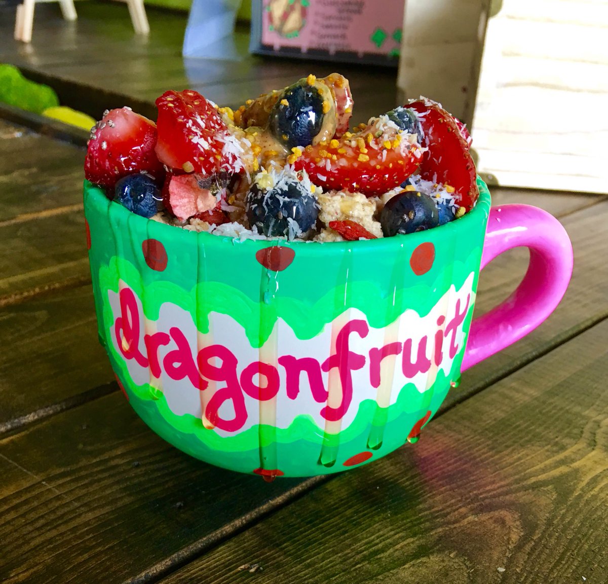 🐲 The Dragon Fruit Bowl 🐲

#Ilovejuicebar #JuiceBarHsv #HealthyHuntsville #GlutenFree #Vegan #HealthyEating #goals