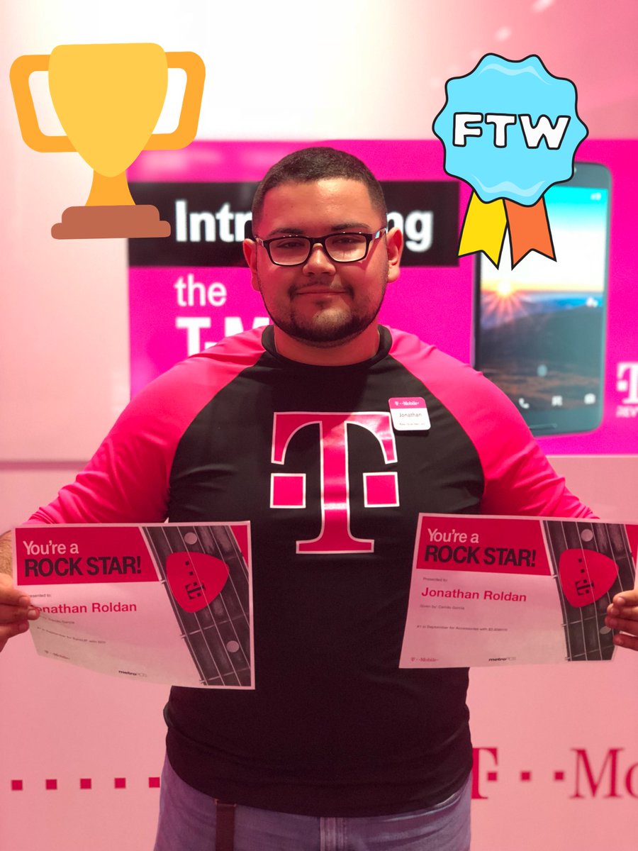 Mil0812's tweet photo. 🎉Shout outs to 2 of #TeamPaddock own: Ray in T-Mo1+ &amp;  @jon_o_tan for finishing 🥇in ACC &amp; 🚗 in September! @Sirtedricks @cjgreentx @bnash001 https://t.co/idKT1jLaVN