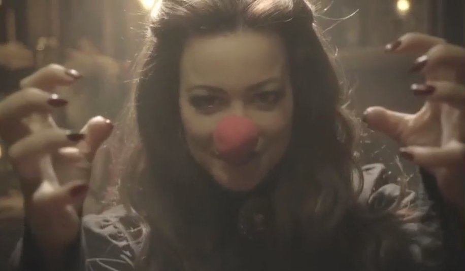 Misty_Lee's tweet photo. I vote #fun. Let's have some! #Magic #Magician #TotalCreeper #Coulrophobia #It #TickleTickle #Clown https://t.co/lfOmC7tXK2