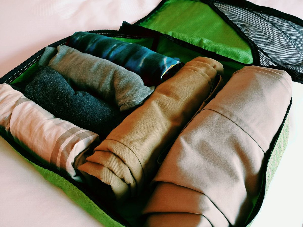 floriouslife's tweet photo. In Vegas @ Wynn, my pants and shirts neatly rolled up in large size Florious cube. Clothes stay wrinkle free, I save space and easy 2 find. https://t.co/6Xb61cAJ2X
