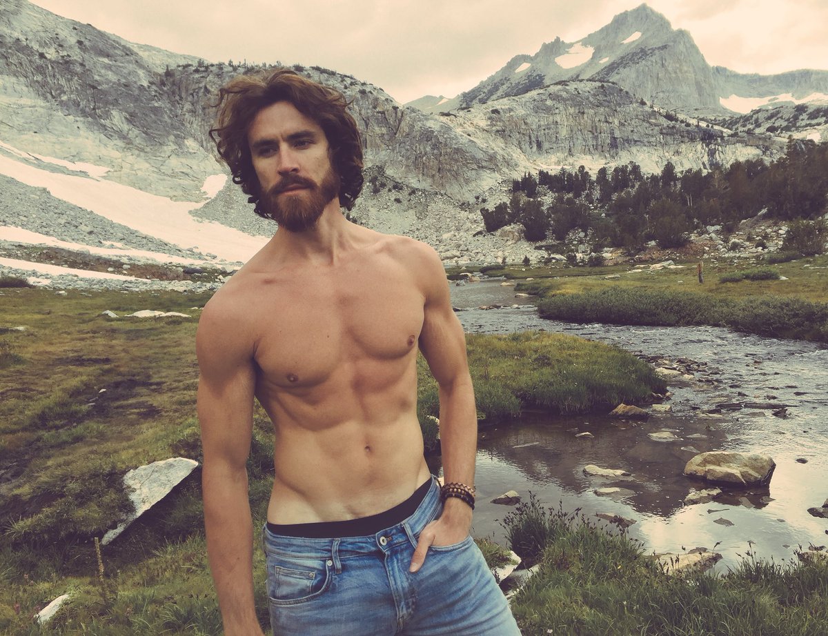 lotusprimemusic's tweet image. Click here to browse my Nature Physique book collection on Amazon: amzn.to/2xnIVVy