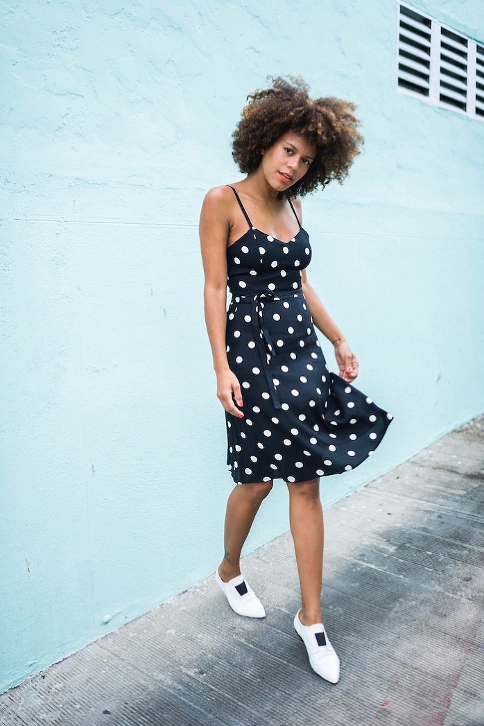Knub_Shoes's tweet photo. 15 Looks con lunares que son el estilo chic que necesitas intentar https://t.co/0W78UWj4Ro https://t.co/XE5kxiROgL