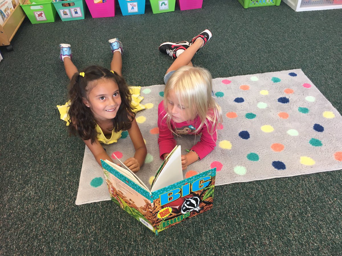 k1pandas's tweet image. What I see during partner reading in #readingworkshop is what my teacher dreams are made of. 😍💚📚 #acaciakinder #acaciapandas
