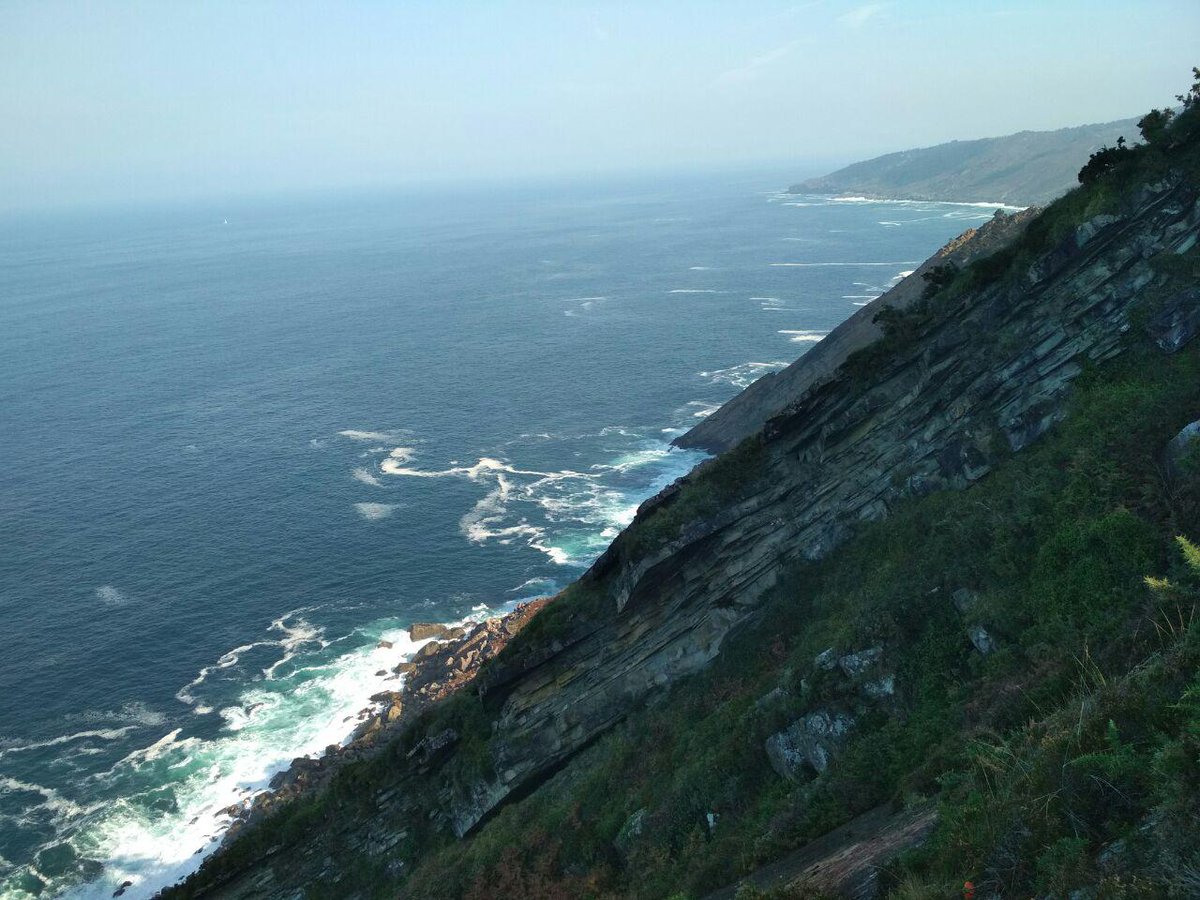 baitazuri's tweet photo. Para el que preguntaba por el #OIL hoy el plan de trading era hacer la #GR121 desde casa a #hondarribia Ruta muy recomendable... https://t.co/fvCPTK0dEN