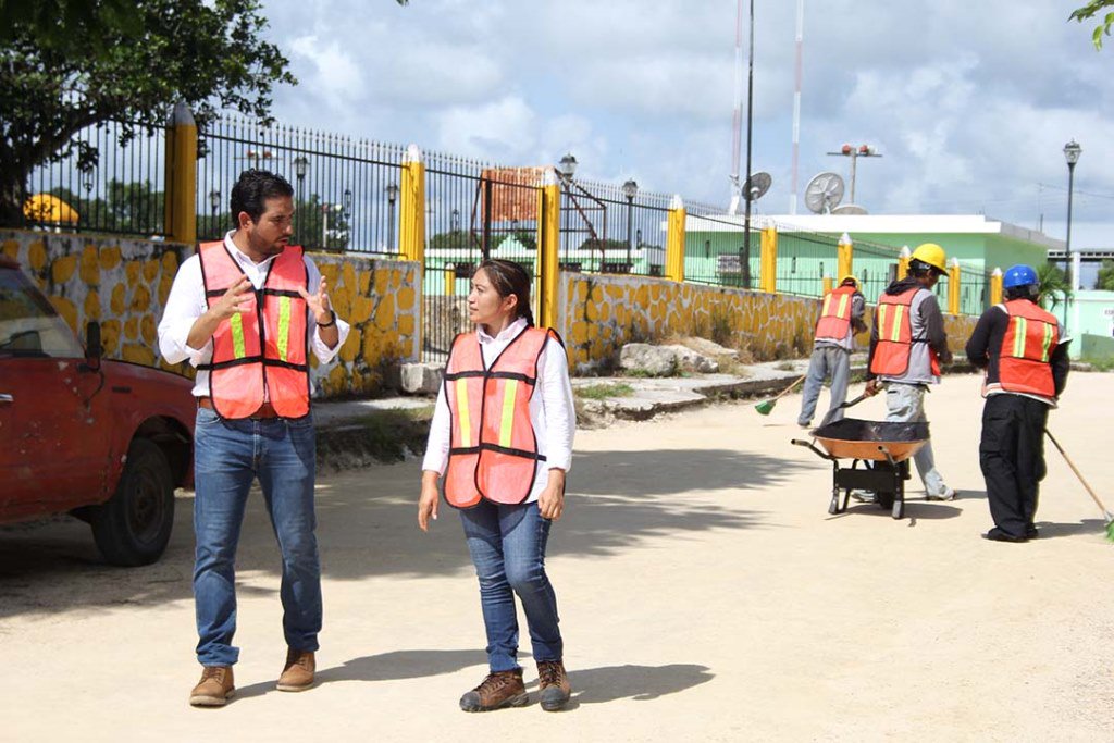 NotiRasa's tweet photo. MEJORES CALLES, MEJOR ACCESO A SERVICIOS: @JavierOsante #INCAY - https://t.co/IHYZYyb3K3 https://t.co/aYxMb7wraC
