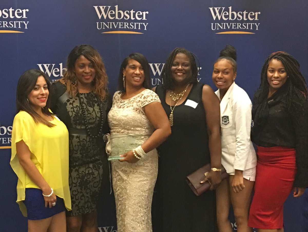 johany_glen's tweet photo. #InternationalDayoftheGirl I am proud to be a part of an organization that empowers women around 🌎! @websteru @SusanPolgar #WeAreAllWebster https://t.co/nHdrqDp1Dy