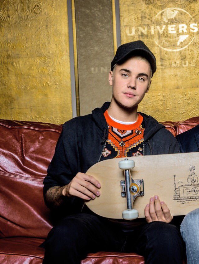 ً (@bestbieberlooks) on Twitter photo 