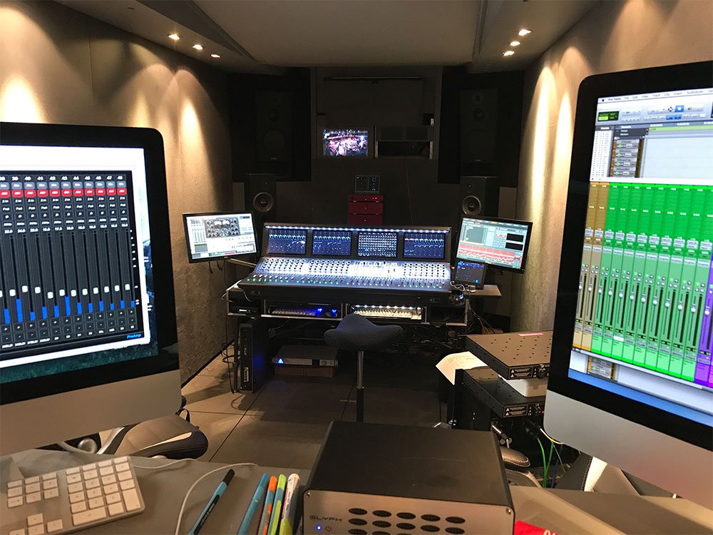 RemRecNet's tweet image. At RRN… quality is served, anywhere and everywhere.
#Flexitrailer #remoterecordingnetwork #klangöl #remotetaxi