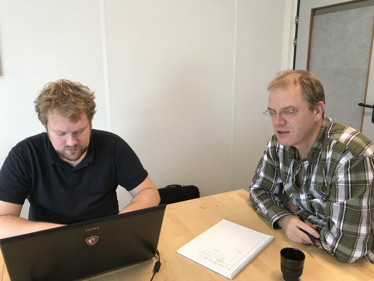 ConferenceGame's tweet image. Druk bezig voor de best conference game ever: @Steev1991 en @gamedidactiek 

En @jeroentenhacken dank voor tips!