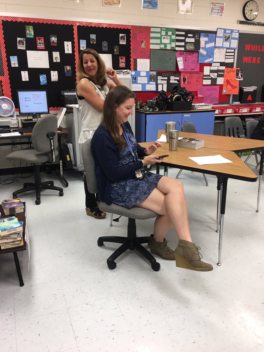 Mrs. Ashley tweet media