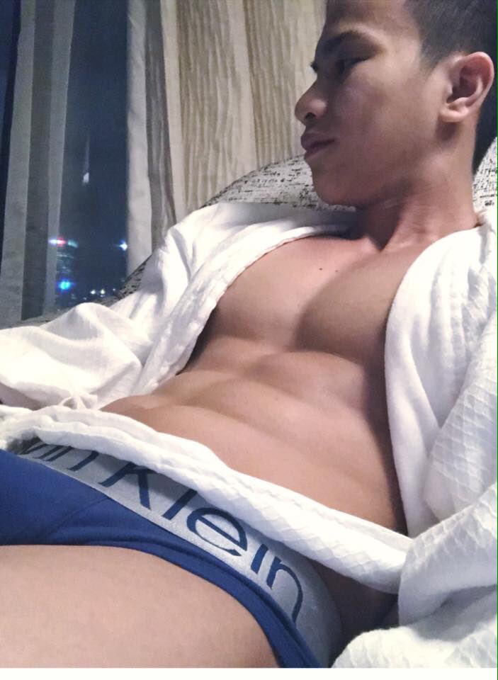 TheJakolDiary's tweet photo. I LOVE YOUR SIDE VIEW SHOTS! 👊🏻💦 https://t.co/KQYvdAZeOo