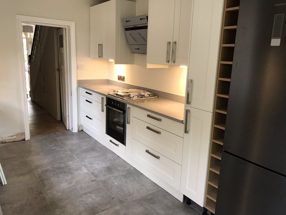 oxkitchenstudio's tweet photo. Visit our website https://t.co/XtuJsEqA4v to see some of our fantastic kitchen projects https://t.co/DTv9Amn3IE