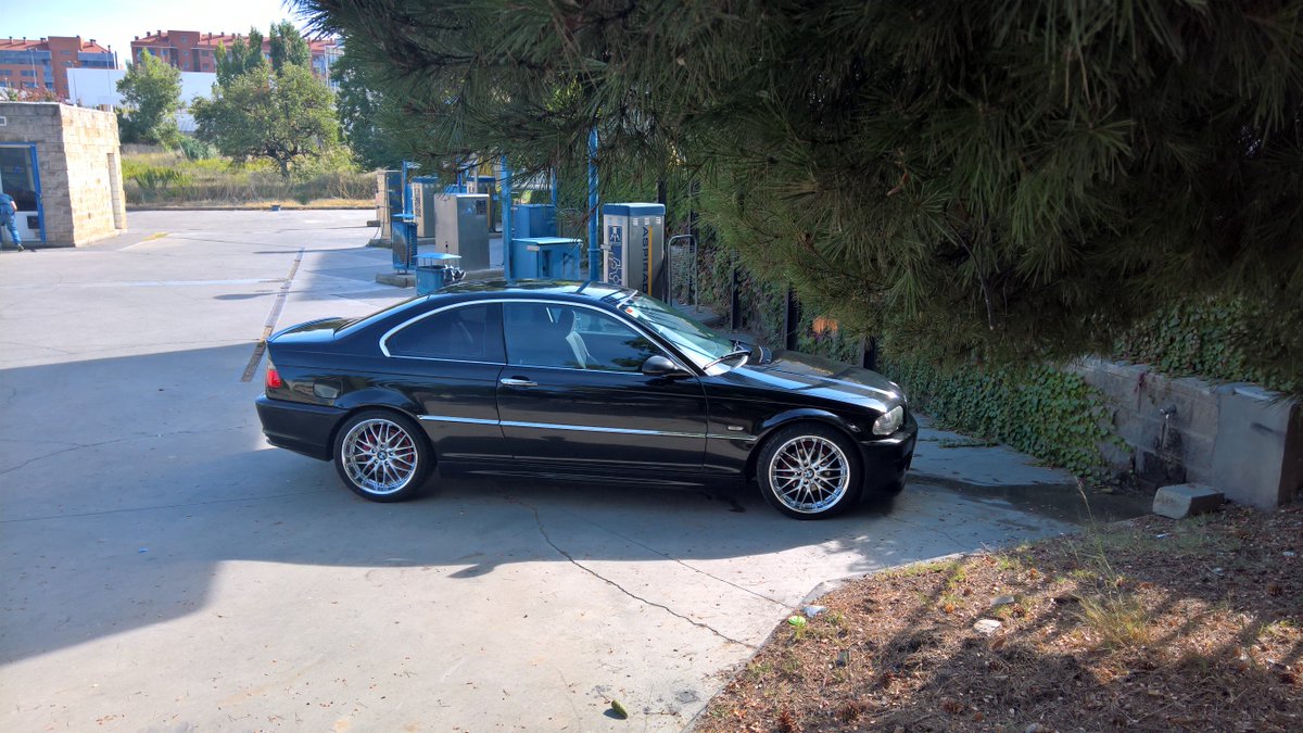 OneGoldFire's tweet photo. @ForzaMotorsport in Real Life with #OneGoldFire๐ฅ @BMW @BMWMotorsport
//Munich ~ M3// โค๐ฅ
@AceyBongos @hellozoesnow @aarongreenberg @Xbox https://t.co/Gbv02p7h4O