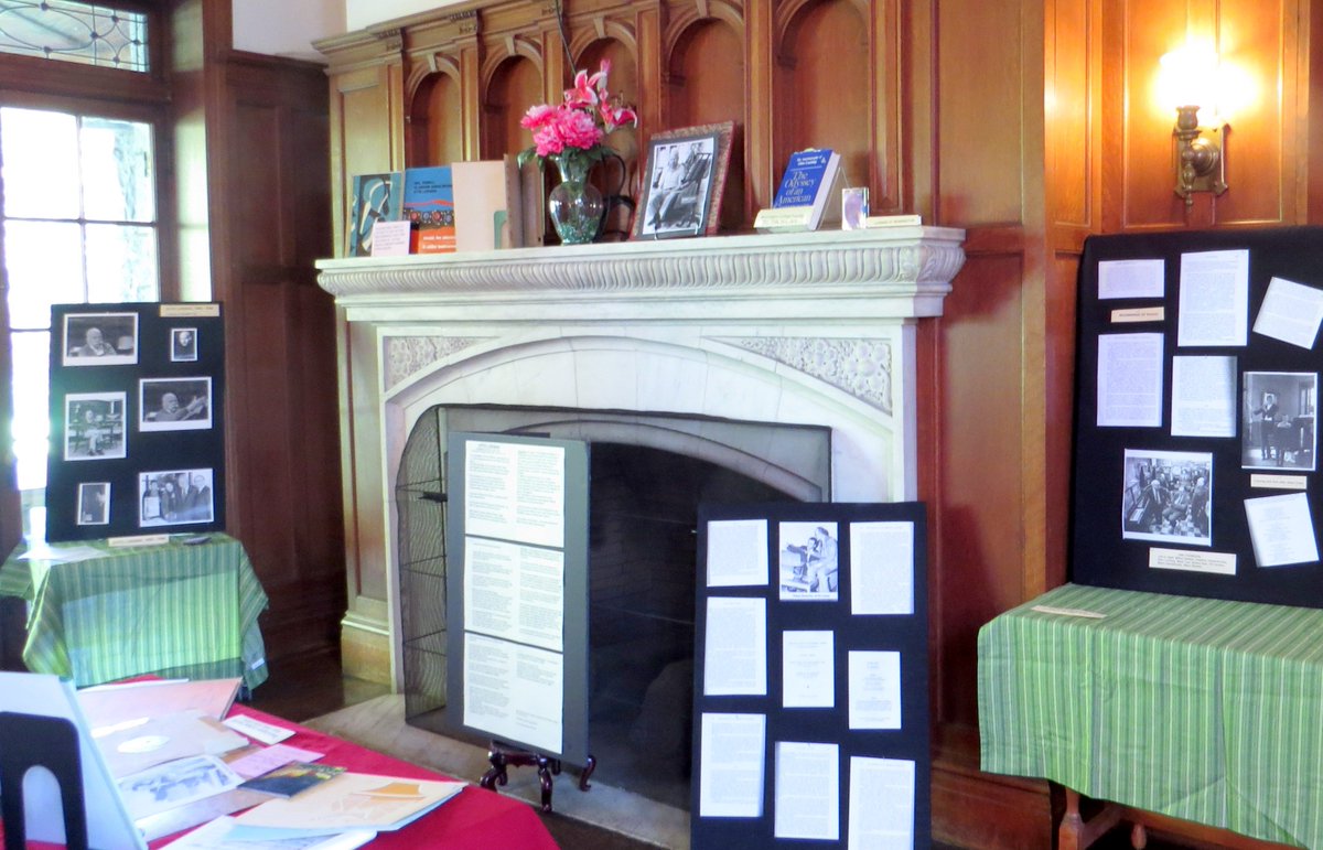CrossettLibrary tweet picture