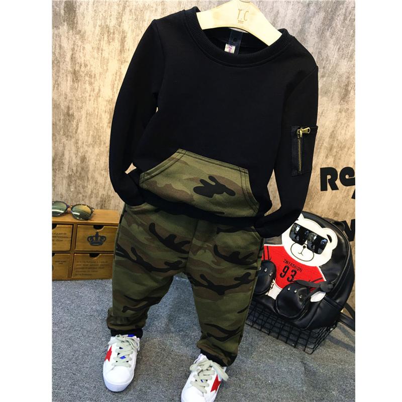Kidskrush's tweet photo. Camo Tracksuit Set #KidLife #KidKrush♥️ #LifeisFun🤸🏽‍♂️
$23.65
➤ https://t.co/dkCxPZDjVt
via @outfy https://t.co/8Im1Tx3oUC
