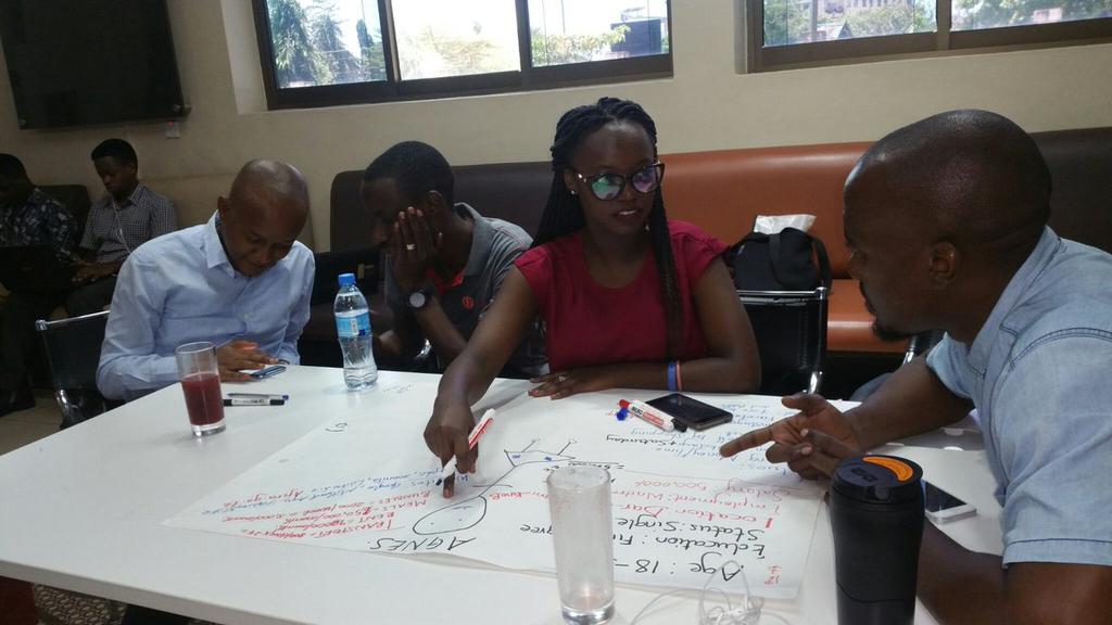 TujengeTech's tweet image. Ms. @anneth_john  in the #MakingAllVoicesCount wth Jamii Media MD, Mr. Max &amp;amp; Safari Wallet CEO, Mr. Iddi

#TujengeTech #tech4Governance