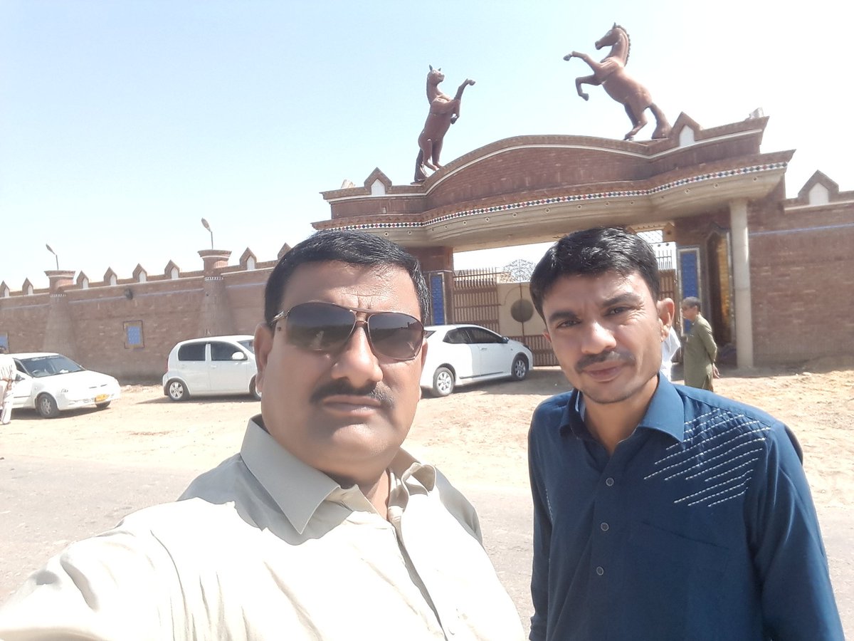 GulKeerio2's tweet image. Gul keerio @ Muhammad AAmir punnwani Keerio house Nawab shah