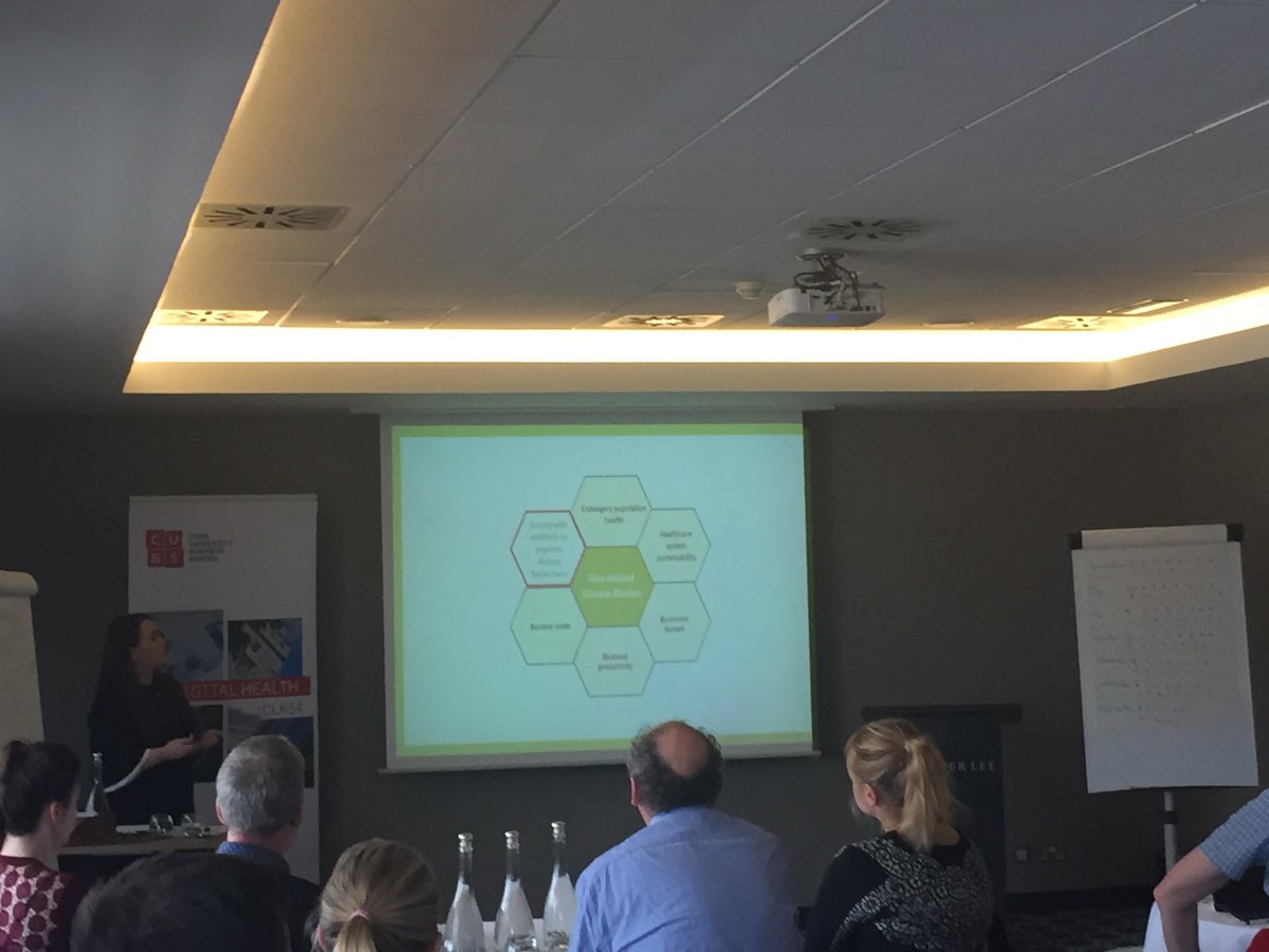 Delighted Dr Sarah Fitzgerald <a href="/dephUCC/">Please follow @UCCPublicHealth</a> <a href="/foodchoice_work/">Food Choice</a> is presenting at MScDigitalHealth <a href="/CUBSucc/">Cork University Business School (CUBS)</a> this afternoon