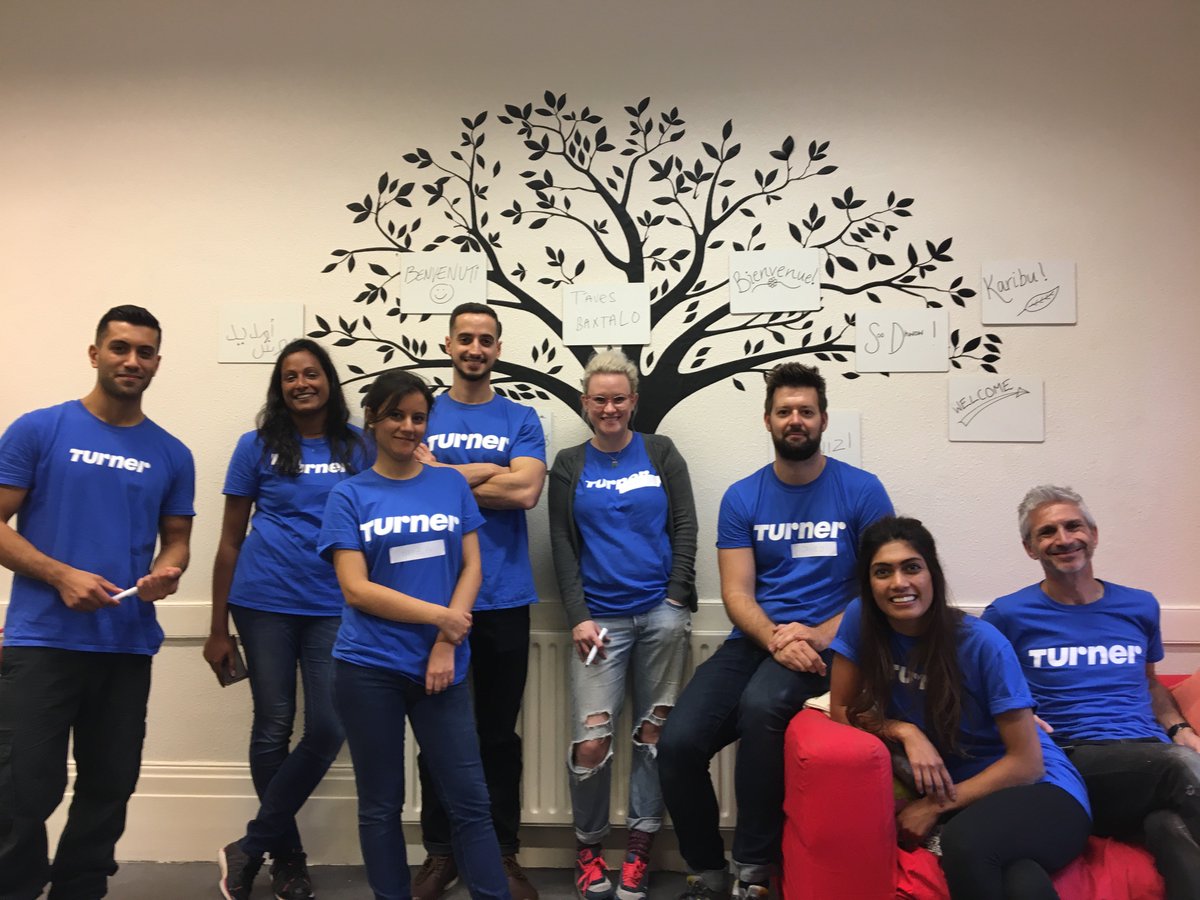 thenickhart's tweet photo. #TurnerVolunteerDay Before and After pix from the refugee centre that got a major makeover and freshen-up from our teams in London! https://t.co/cLGr4ZziUa