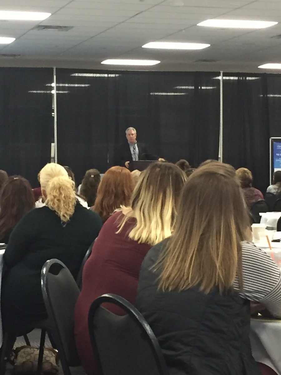 cccohio's tweet photo. Dr. Bruce Perry takes the stage in #Ashtabula to speak about #trauma at #OPPART17. @BDPerry https://t.co/raQzvBQveW