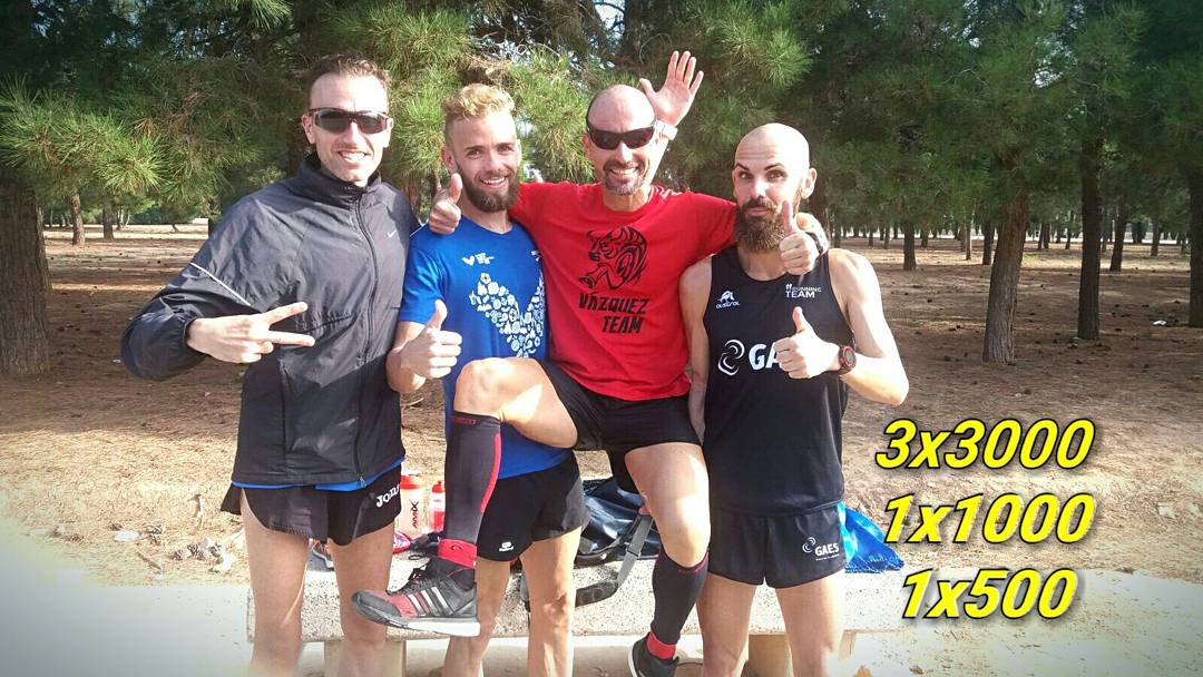 ElMelocotonRock's tweet photo. Gran entrene hoy con mis compis del #GAESRunningTeam en la Pobla👊😎🚀
-3x3000 en 3:35,3:36 y 3:31
-1000: 3:14 
-500:Adicional ayudando 1:35 https://t.co/JjSGjv6SXT