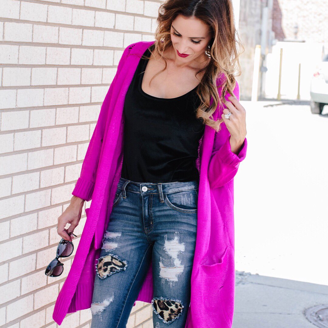ShopMurph's tweet photo. Loving this look! What do you think??
(Distressed cardigan $44 • velvet bodysuit $22 • leopard jeans $58 • sunnies $12) https://t.co/0m9dcVvDxP