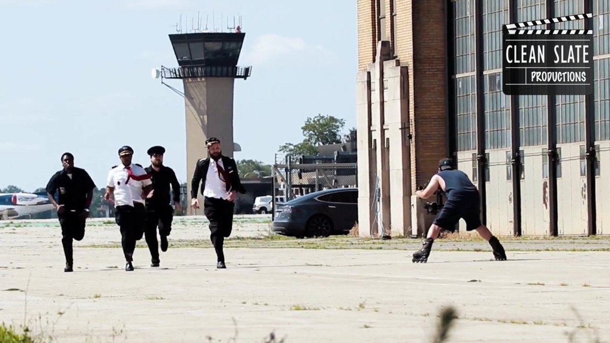 CleanSlateProd's tweet image. DP johnny rollerblading for Clean Slate Productions short film "Fly Boys" #behindthescenes #48hourfilmproject #filmmaking #cinematography