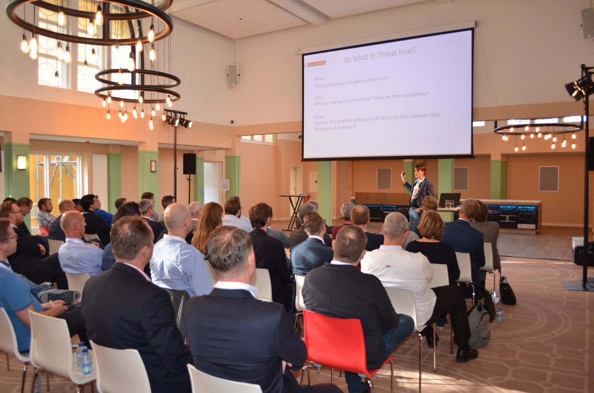 NomiosGroup's tweet photo. Bezoekers van het @Infradata Security Seminar 2017 luisteren aandachtig naar Ronald Pool van @CrowdStrike. #securityseminar #Infradata https://t.co/4TnygxF36G