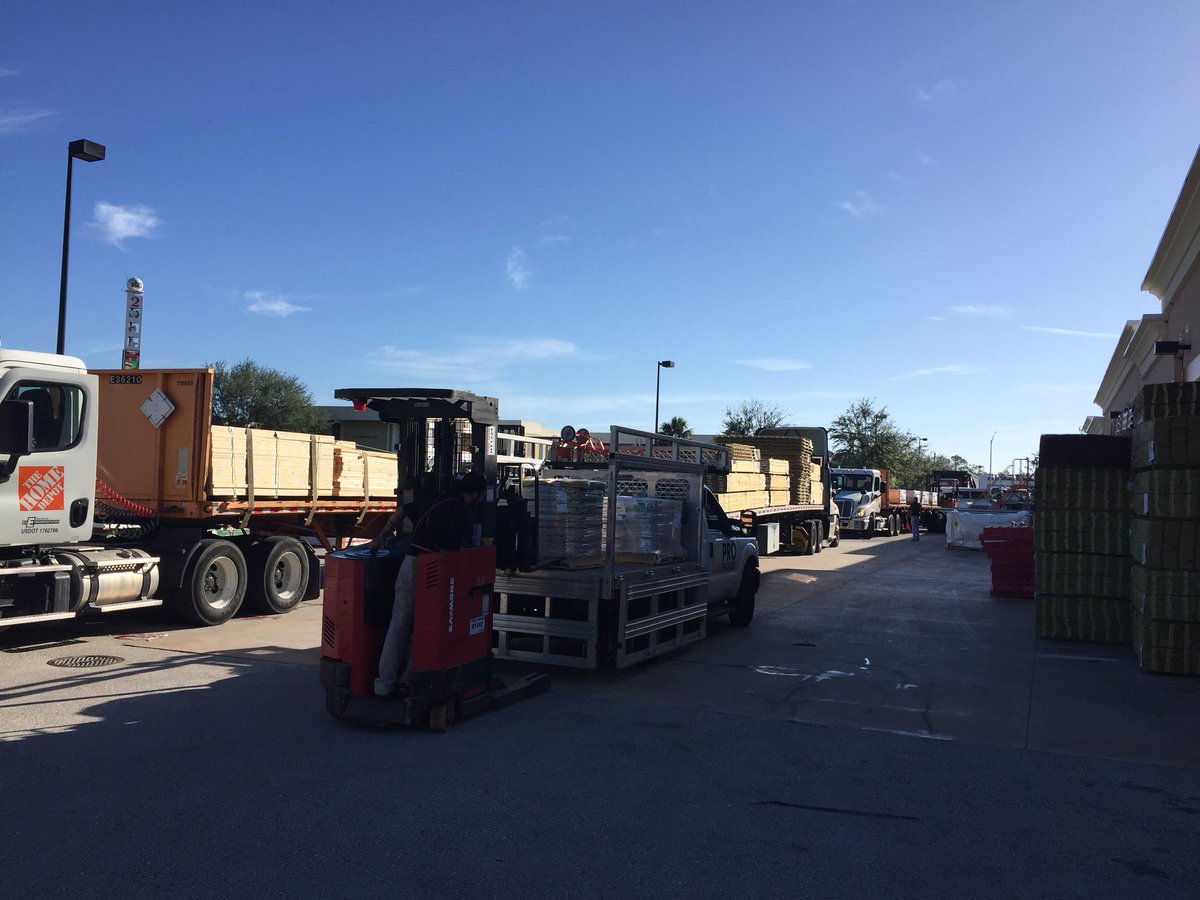 4 Delivery Trucks loading up &amp; heading out to our customers <a href="/OrlandoDepot/">Home Depot Orlando</a> <a href="/SelphNicole/">Nicole Selph</a> <a href="/RyanGeorgeHD/">Ryan George</a>
