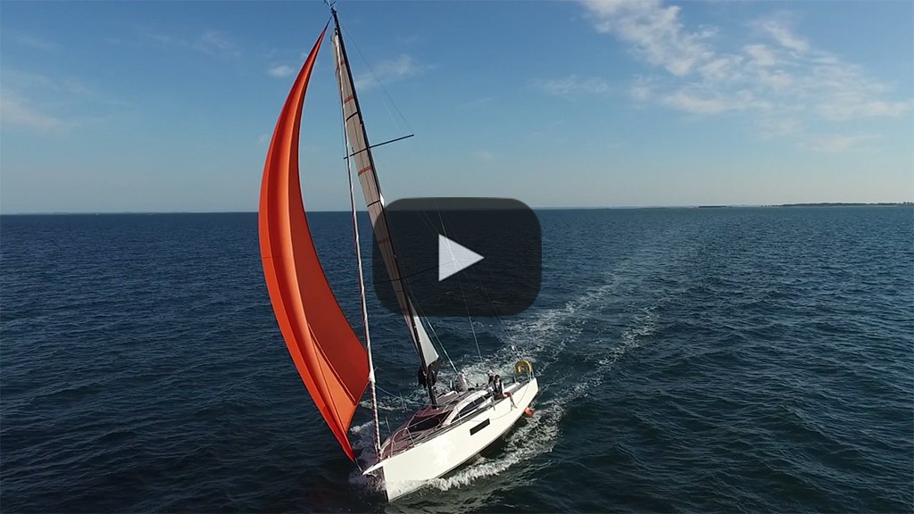 RMYachts's tweet photo. New video available : #RM970 "performance"! https://t.co/XXfzAYG4Dt https://t.co/KmiA53P6Wr
