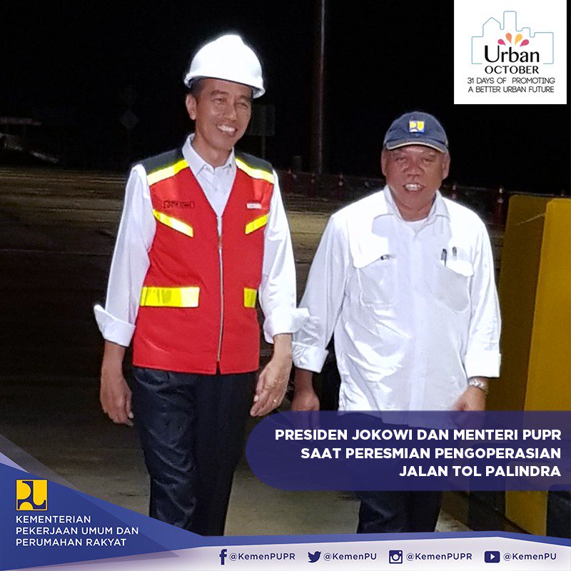 Presiden <a href="/jokowi/">Joko Widodo</a> bersama Menteri PUPR Basuki Hadimuljono dilokasi peresmian pengoperasian Jalan Tol Palembang-Indralaya <a href="/HutamaKarya/">Hutama Karya</a>