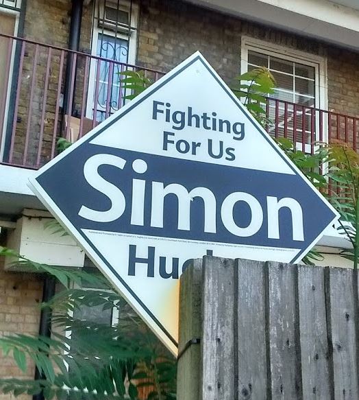 RotherhitheTCG's tweet photo. Is @SimonHughes fading away in Rotherhithe? Or will Simon come roaring back?
#LE2015 board at Albion Estate #SE16 looking washed up today. https://t.co/UGxh5mw9Yw