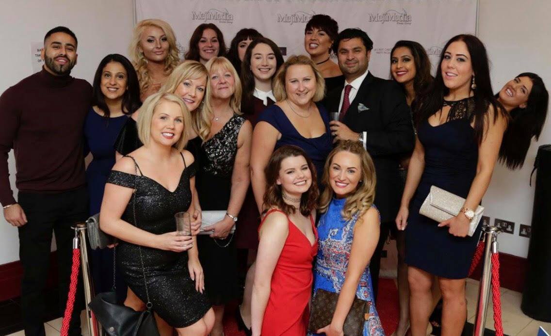 WILLOWSDENTIST's tweet photo. We are so proud to announce that Willows Dental &amp; Implant Centre are FINALISTS at the Private Dentistry Awards 2017 😁🏆 https://t.co/2cgbSnFeXv